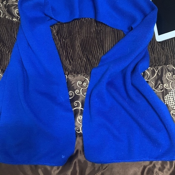 Gorgeous acrylic hooded Next scarf - Picture 3 of 5